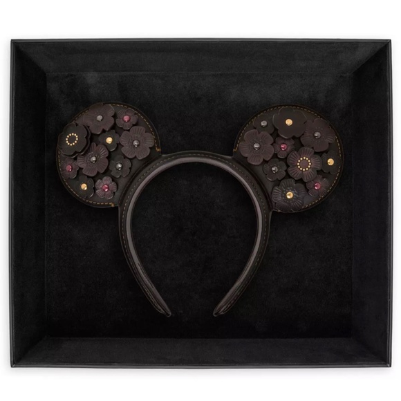 Disney x Coach Minnie Mouse Ears Genuine Leather ⎮ Disney Designer Collection - Picture 5 of 6